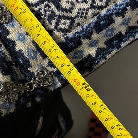 Men's Navy and Cream Norwegian Patterned Sweater / Vintage - Picture 9 of 12